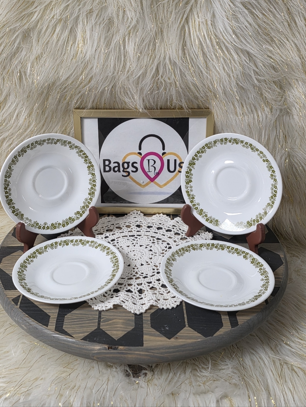 VINTAGE LOT OF 4 CRAZY DAISY PYREX CORELLE 6 INCH SAUCERS PLATES MINT CONDITION
